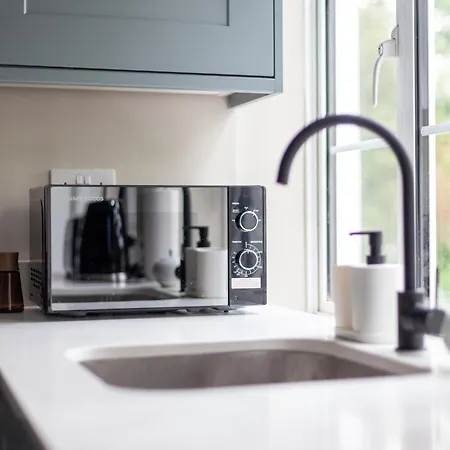 Arte Stays - Serviced Apartments For Leisure And Business - Private Parking - 12 Minutes Walking From Wembley Stadium Londres Extérieur photo